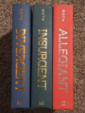 Divergent Trilogy Hardcover Set – Like-New (Divergent • Insurgent • Allegiant)